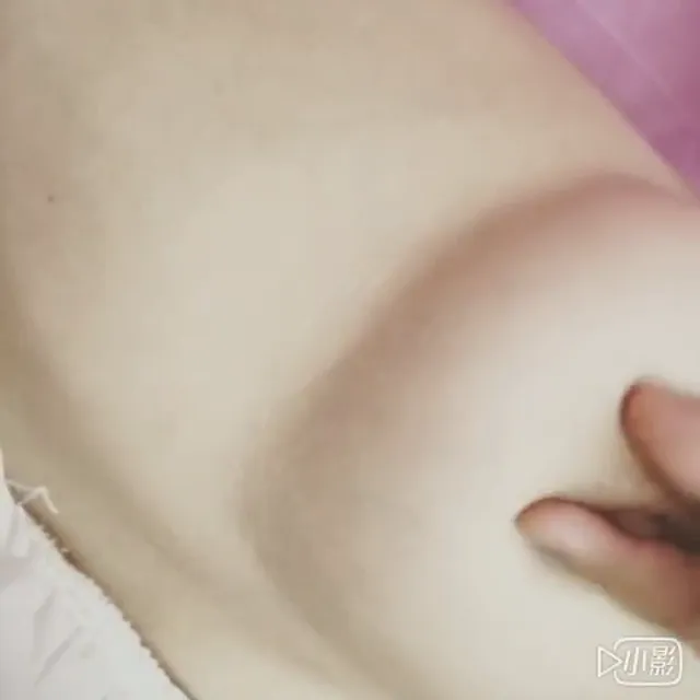 无毛白虎嫩穴极品萝莉身材如此暴力 - 清純外貌下藏不住的慾望反差