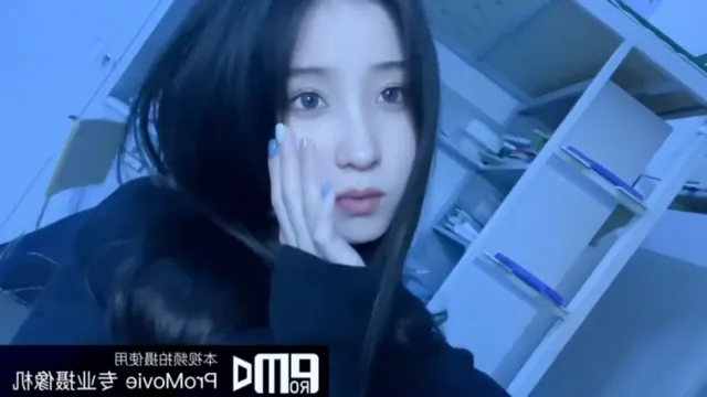 高颜值长腿极品少女露脸淫荡，反差身材啪啪露出