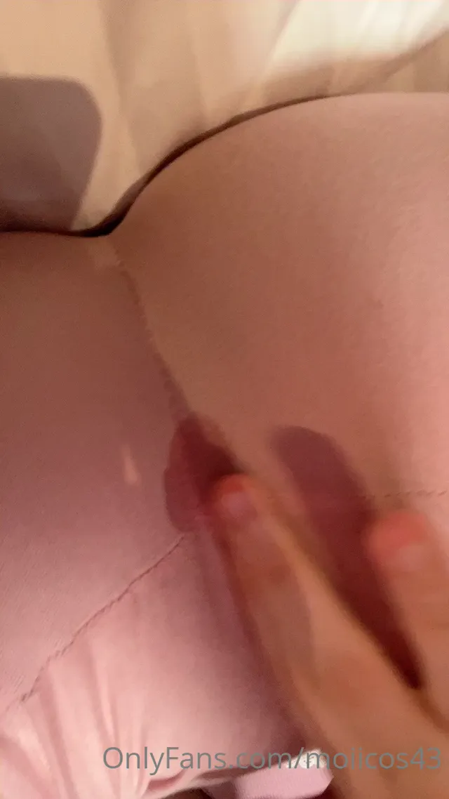 泰国网红福利姬，清纯泳装高颜值极品身材透视，私底玩超開 - 清純外貌下藏不住的慾望反差