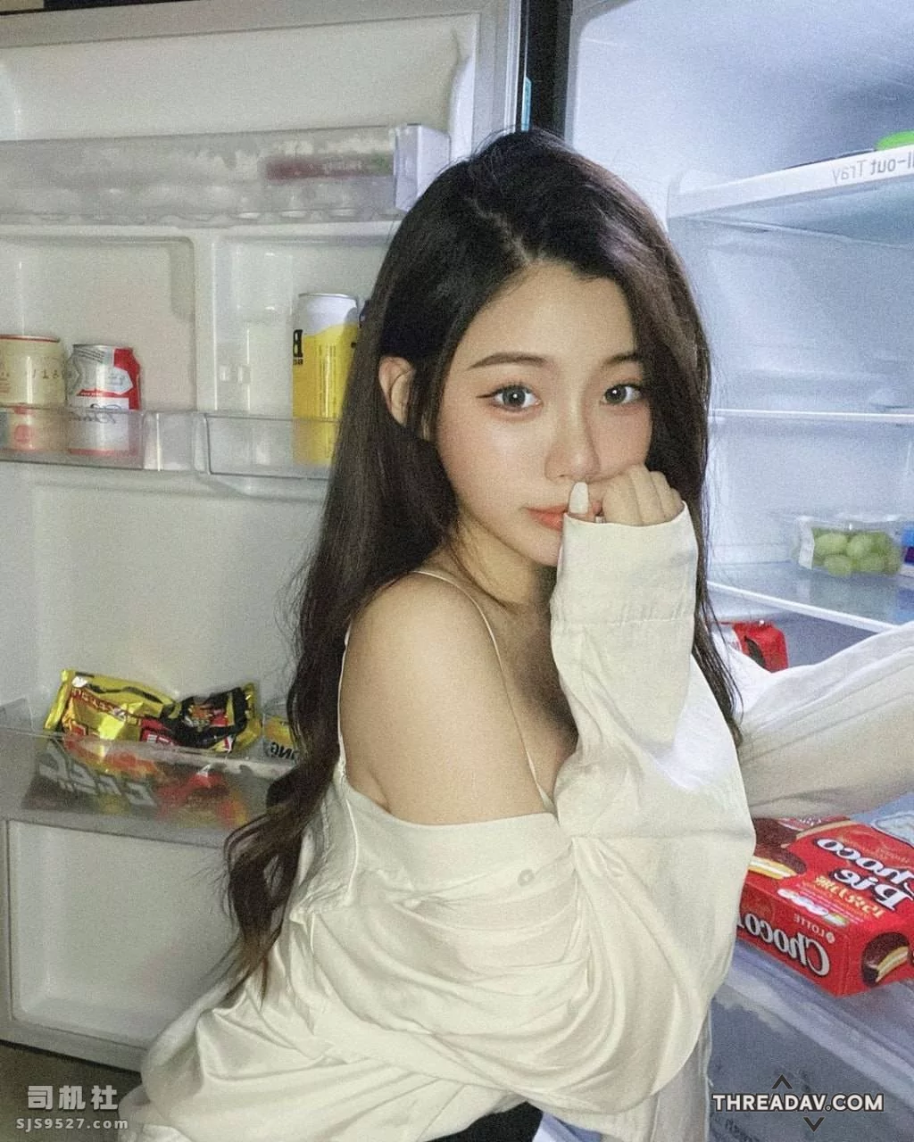 高颜值美女私拍惨遭外流，满满的反差感