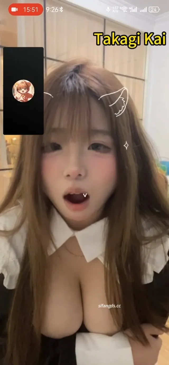 可愛的外表竟然有這麼騷樣的一面，真是賤貨，欠操樣