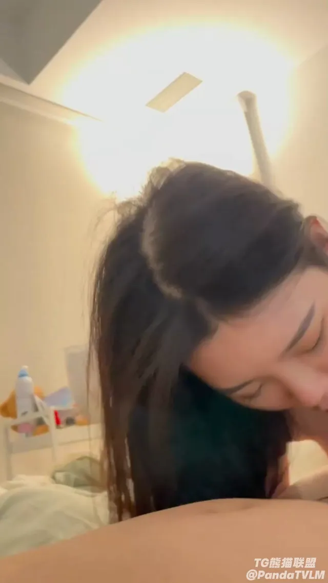 台湾身材很样貌都很nice的美女，遭男朋友曝光私下反差視頻 - 清純外貌下藏不住的慾望反差