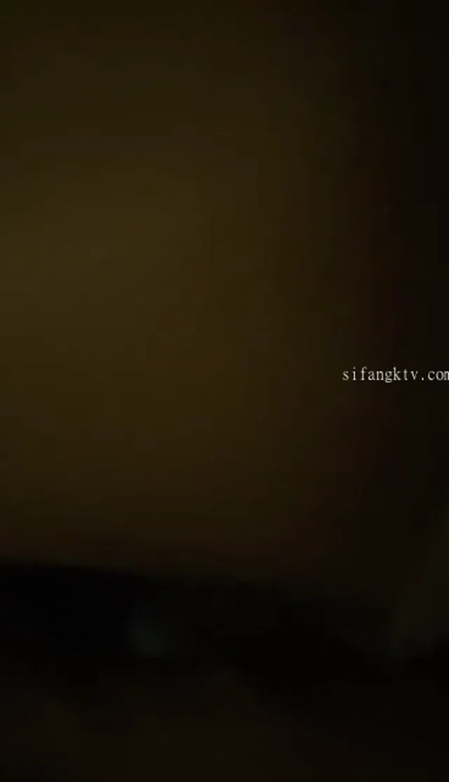 发现女朋友和同事酒店开房，愤怒爆光女朋友性爱视频 - 清純外貌下藏不住的慾望反差