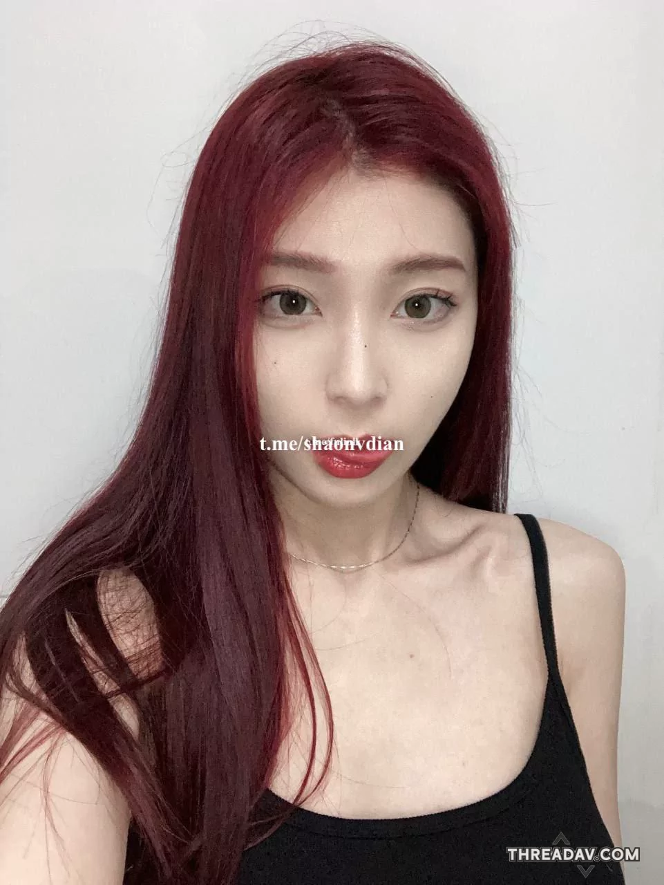 反差高颜女神，这脸精致无比日常照根本看不出来 居然是无毛白虎
