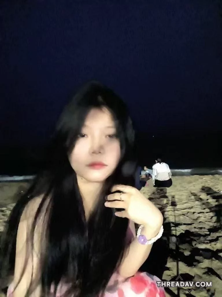 情侣自拍超级清纯的高中生萝莉跟男友做爱被男友pua调教吃鸡吧后入真爽啊