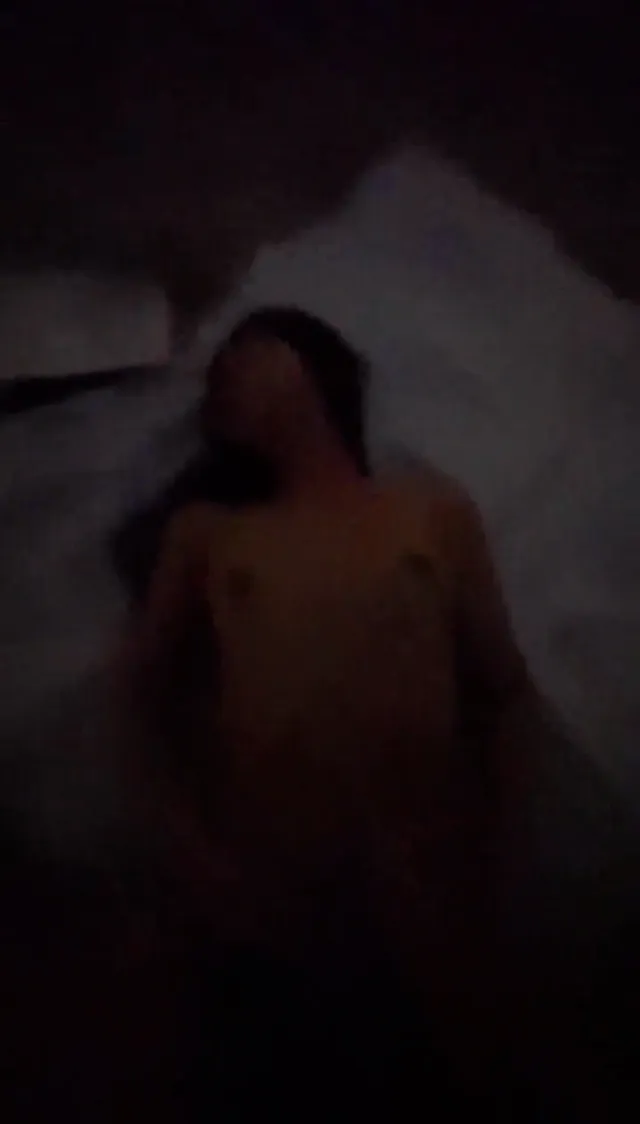 推特母狗户外游玩的过程 - 清純外貌下藏不住的慾望反差
