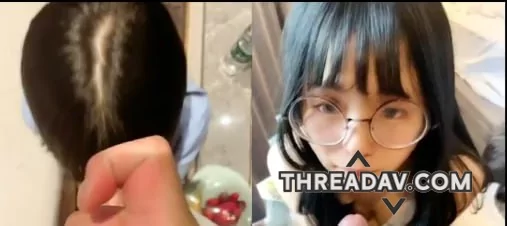 土豪包养的呆萌裸聊调教成自己手里的玩物各种场合操嘴太会玩了吧
