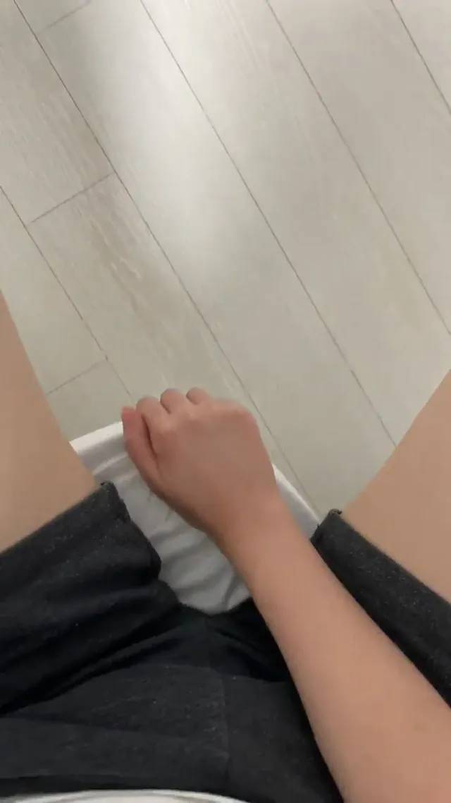 被禁朝阳区的母狗女教练于雯发给富二代学员福利自慰视频曝光太反差了 - 清純外貌下藏不住的慾望反差
