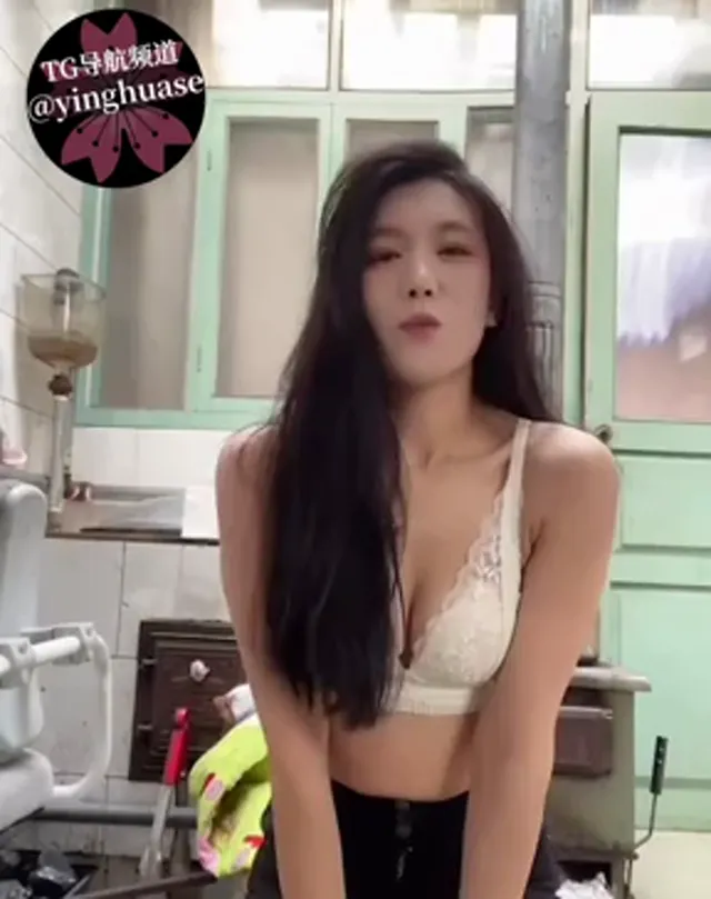 山東少婦直播自衛反差母狗