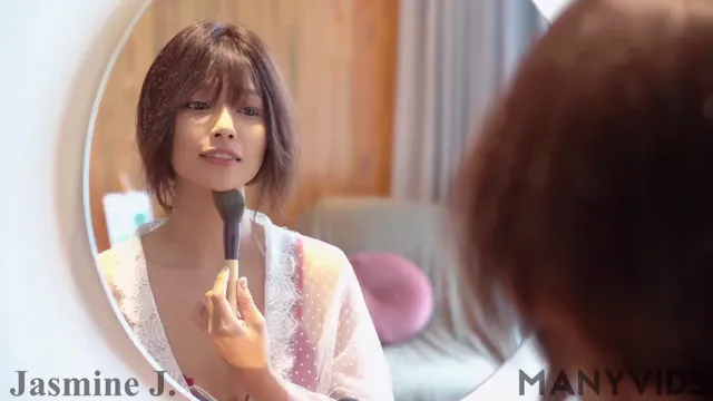 推特网红反差女神【JasmineJ】付费私拍休闲服销魂自慰自吸式水晶屌疯狂自插高潮喷水