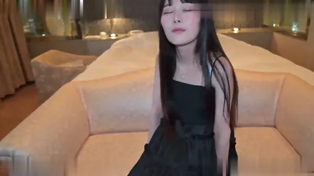 【极品❤️女武神】窈窕水蛇腰反差高颜值女神兔女郎媚姿淫态诱人表情都让你想射5次鲜嫩白虎从头粉到脚榨精玩物《無修正.偷拍.口交.爆乳.中出.內射.流出.國產.本土.露臉.無碼》
