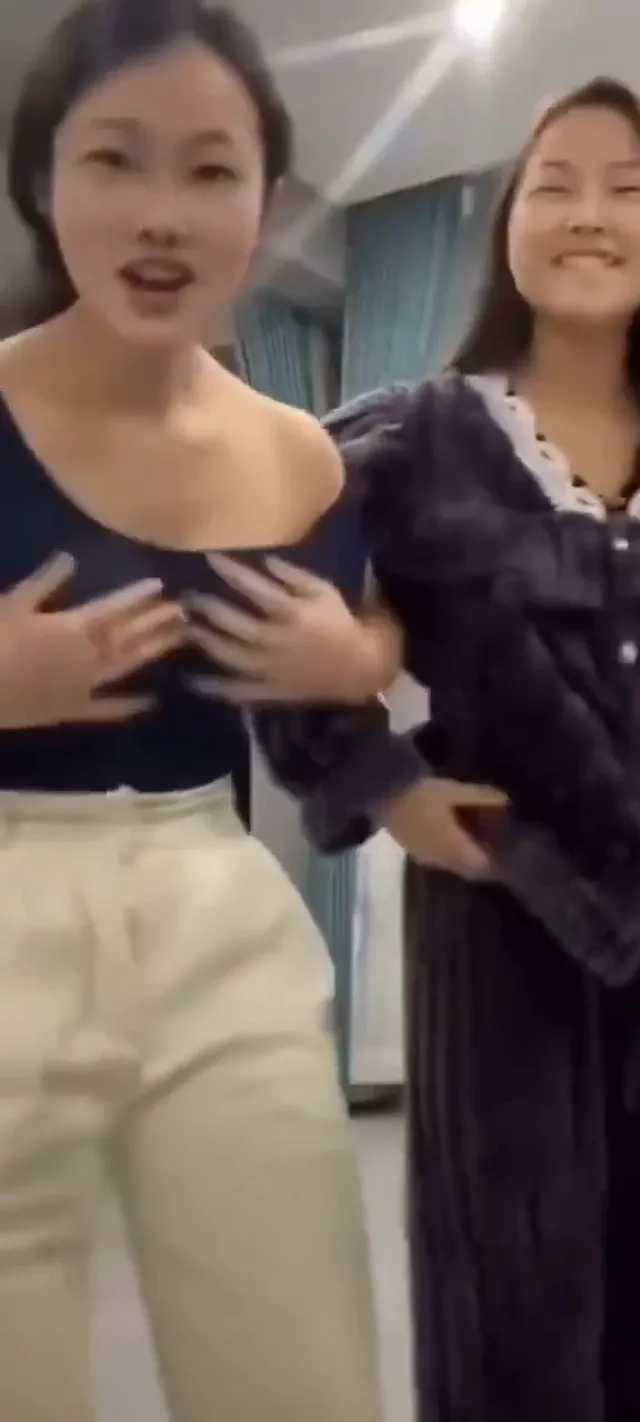 看看这些骚逼女主播的视频，大家都来品鉴一下，有没有你喜欢的女主播 - 清純外貌下藏不住的慾望反差