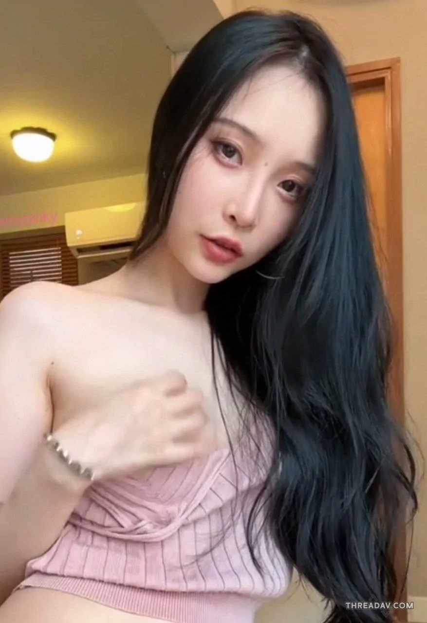 这位女演员的反差美简直是极品，视觉享受