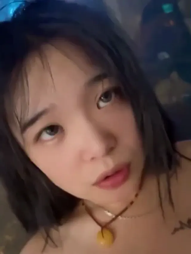 校园 - 清純外貌下藏不住的慾望反差