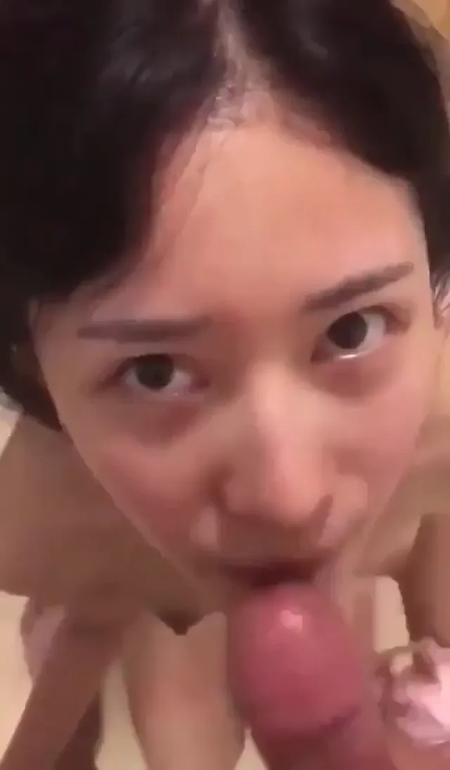 射对象一脸 - 清純外貌下藏不住的慾望反差