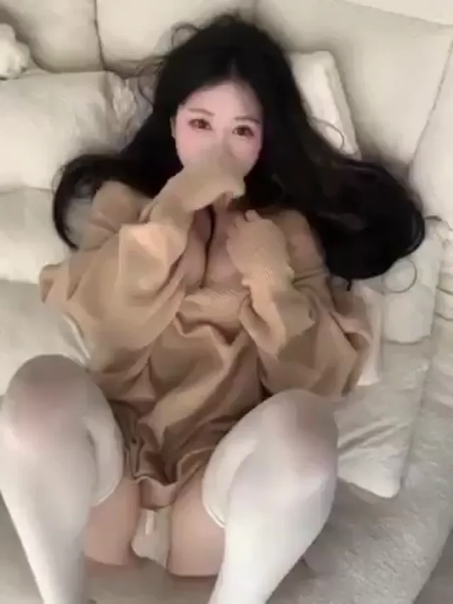 内射学生萝莉大赛 - 清純外貌下藏不住的慾望反差