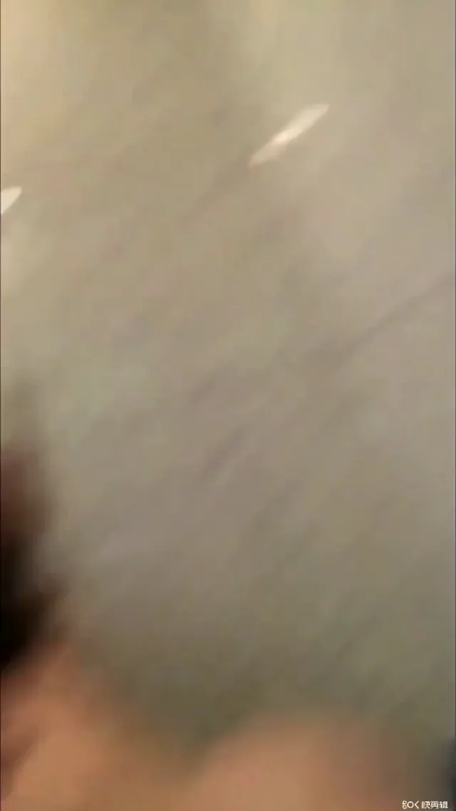 高考后的狂欢 - 清純外貌下藏不住的慾望反差