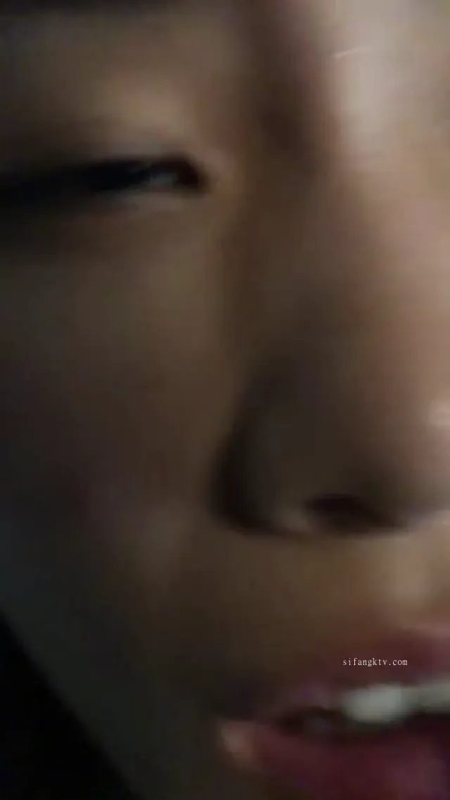 极品颜值和身材 - 清純外貌下藏不住的慾望反差