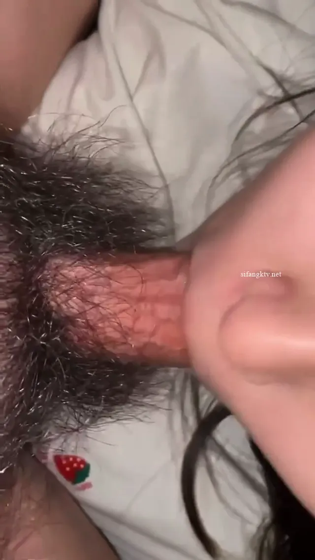 极品颜值和身材 - 清純外貌下藏不住的慾望反差