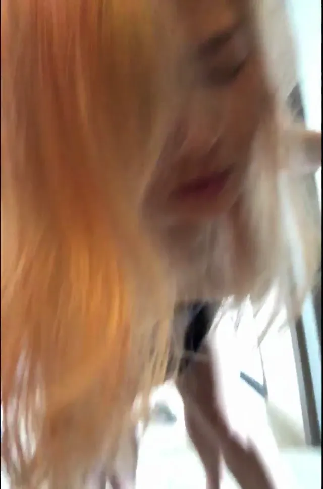 极品反差骚母狗 - 清純外貌下藏不住的慾望反差