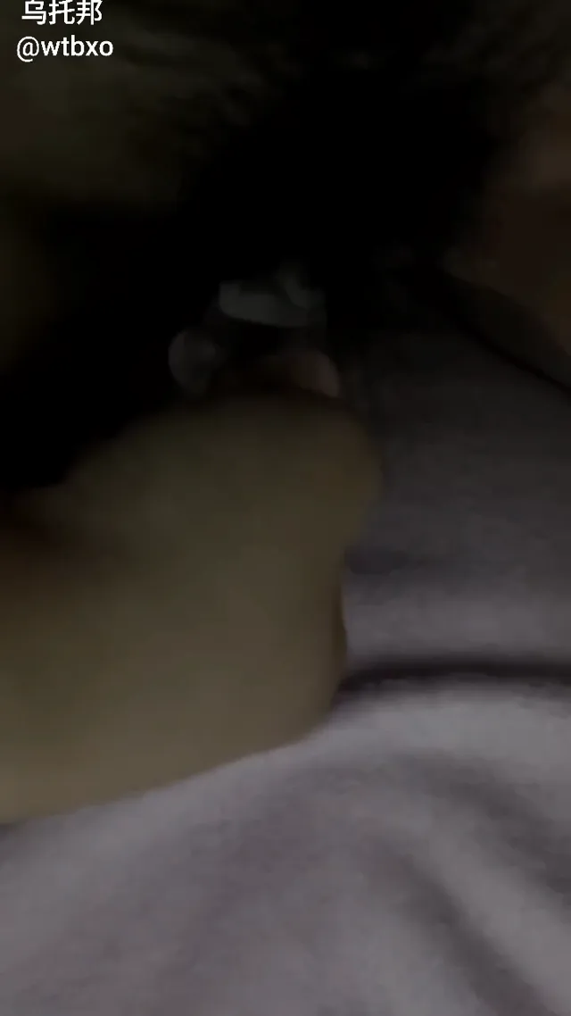 看似是好女孩呢，谁知道是个臭骚逼，长的倒是挺嫩的，颜值很高 - 清純外貌下藏不住的慾望反差