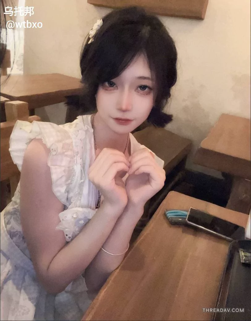 高冷OL到吃鸡巴小女僕太反差了