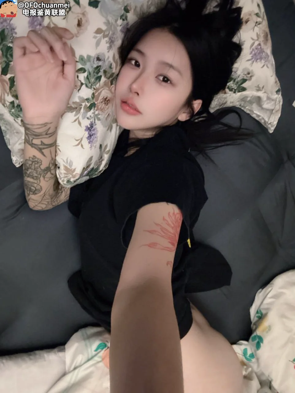 推特网红反差婊，娟姐 长腿高颜值露脸精品纹身花臂精神小妹