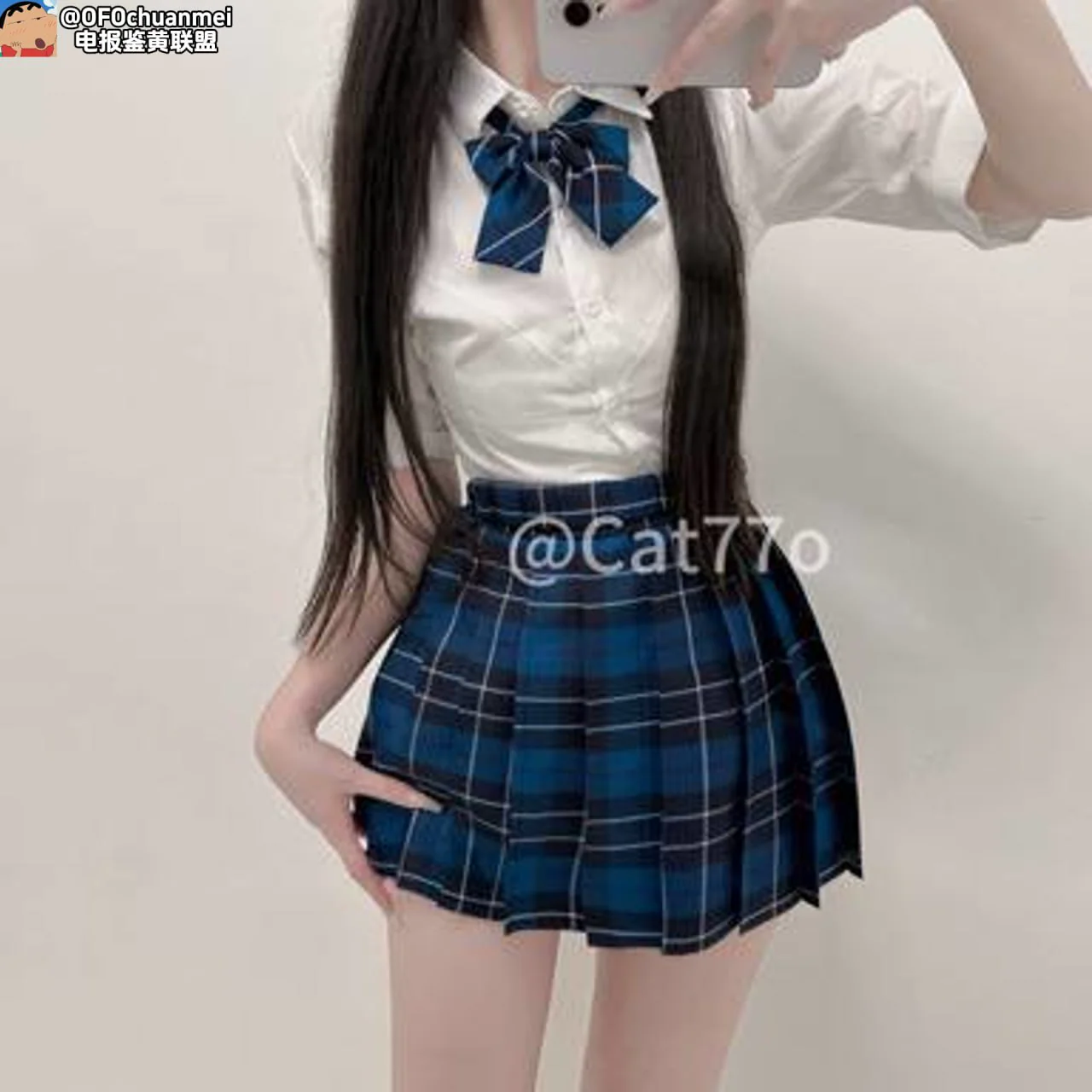 推特反差双马尾白虎少萝 ▪️W▪️ 女儿服 粉嫩jk白虎小萝莉 粉乳金发后入视角 揉揉双乳扒开屁眼与粉穴给主人看 给大家表演个脱衣舞