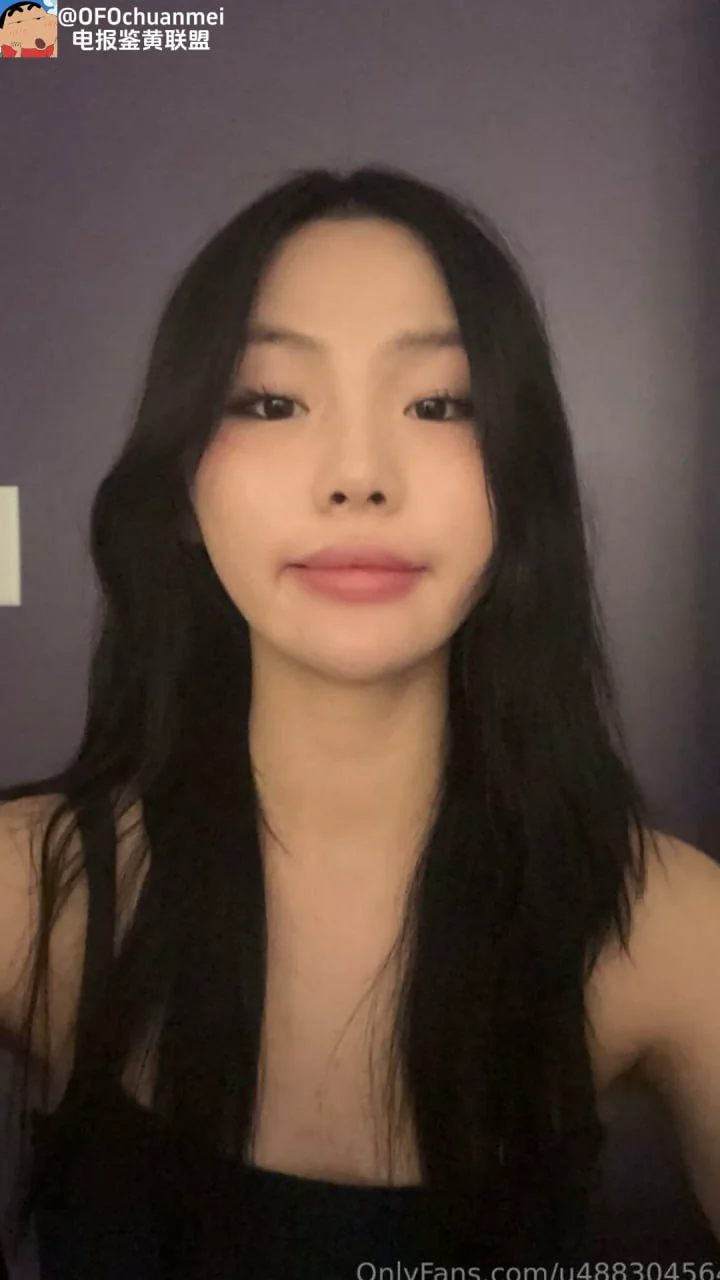 推特OnlyFans高颜值苗条女神自拍自慰不雅视频曝光