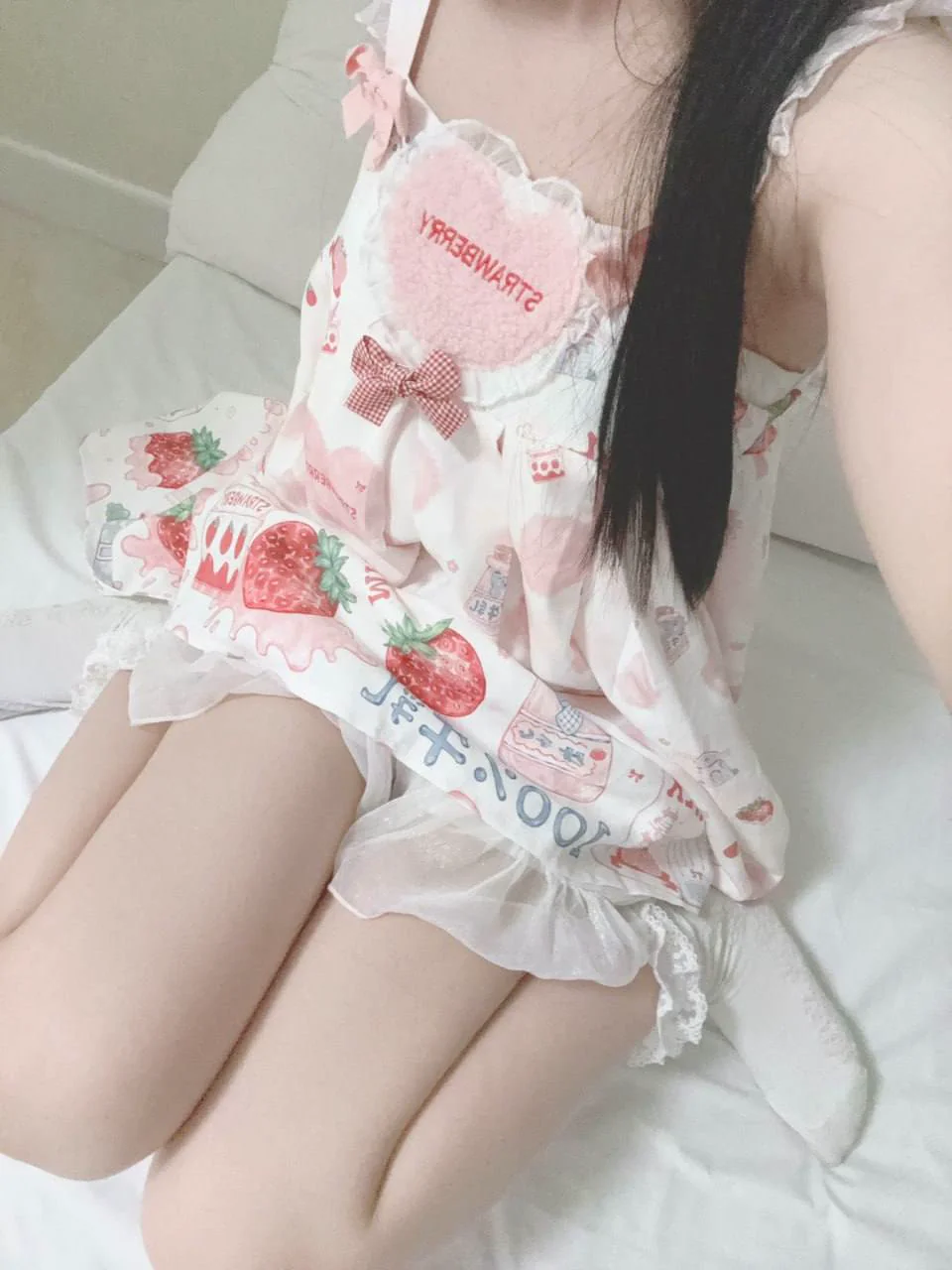 推特少萝 栖栖敲可爱 cos擦边清水照美图分享 足控福利