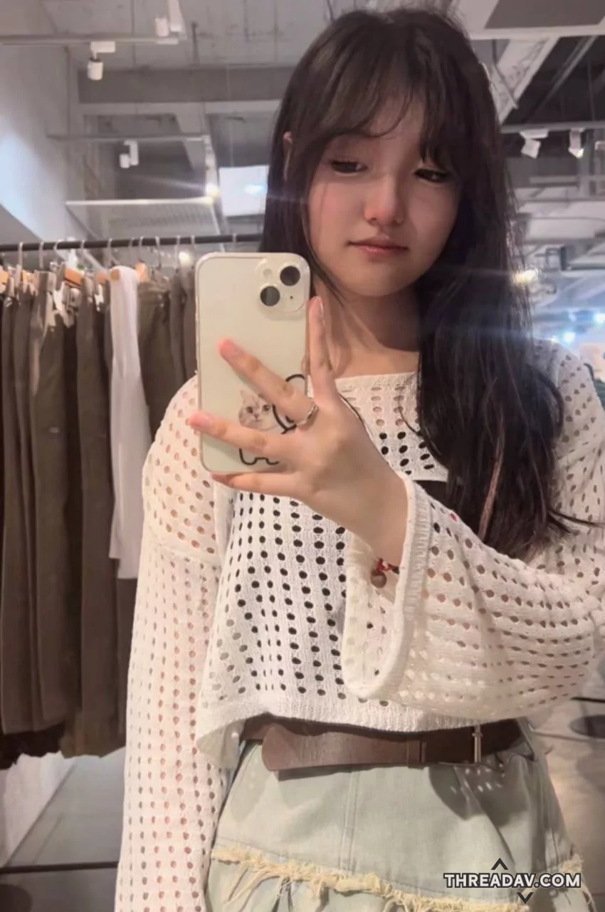 萝莉学生妹私下的模样