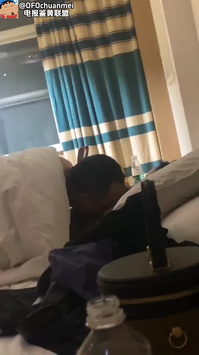 教室的乖巧妹妹，私下卻是個淫蕩小萝莉！