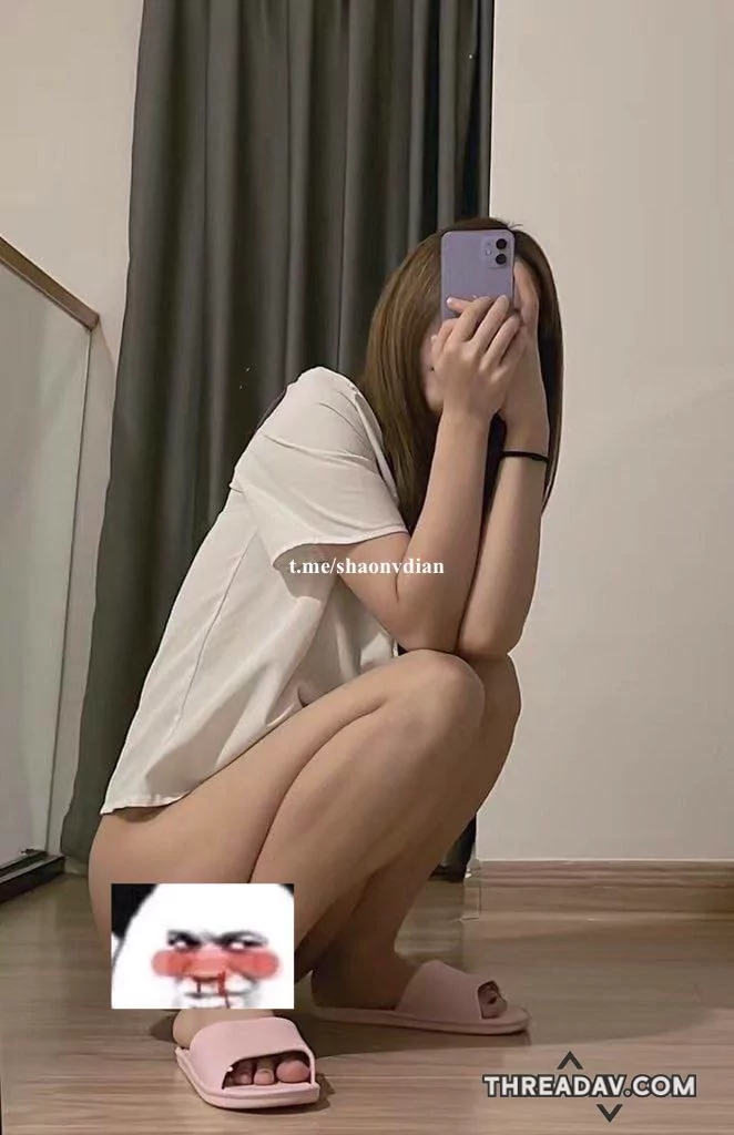 清纯甜美小萝莉私密照流出  这奶子爱了 骚母狗自动坐上来摇
