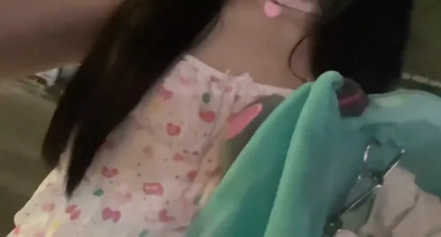 外表清纯可爱 邻家小妹妹 黑丝OL 作品素了点 但都是可可爱爱的