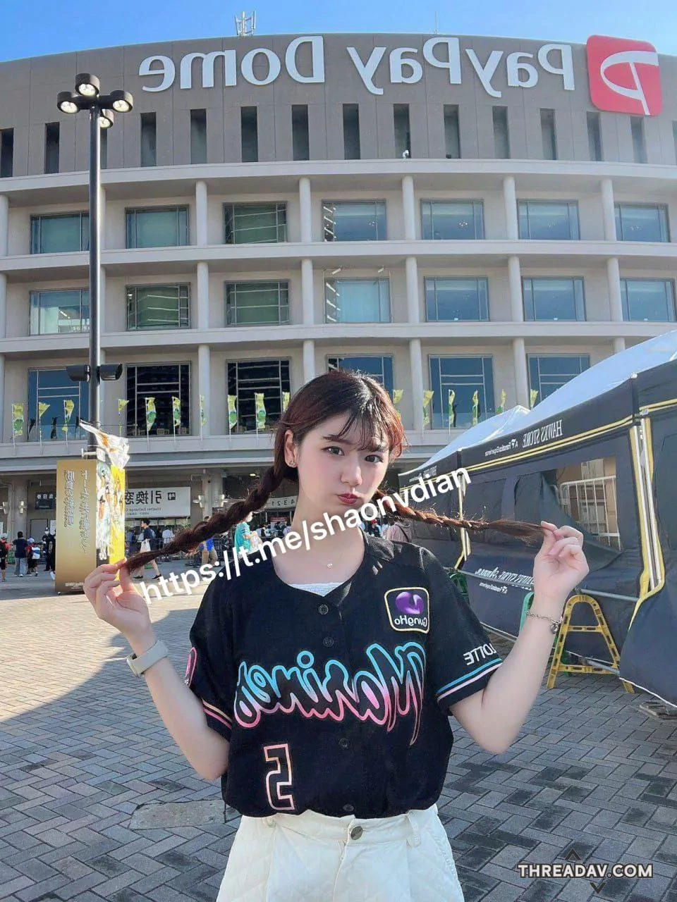 童颜巨乳学生妹，奶子一晃一晃真让人欲霸不能