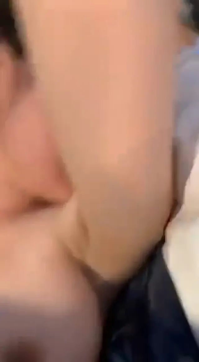 童颜巨乳学生妹，奶子一晃一晃真让人欲霸不能