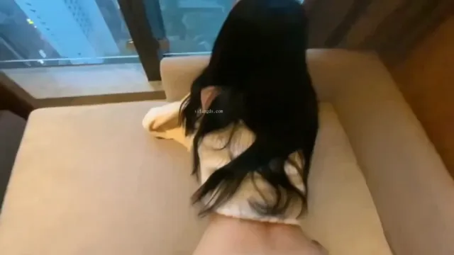 推特巨乳萌妹奺奈美，反差萝莉，脸穴同框自慰