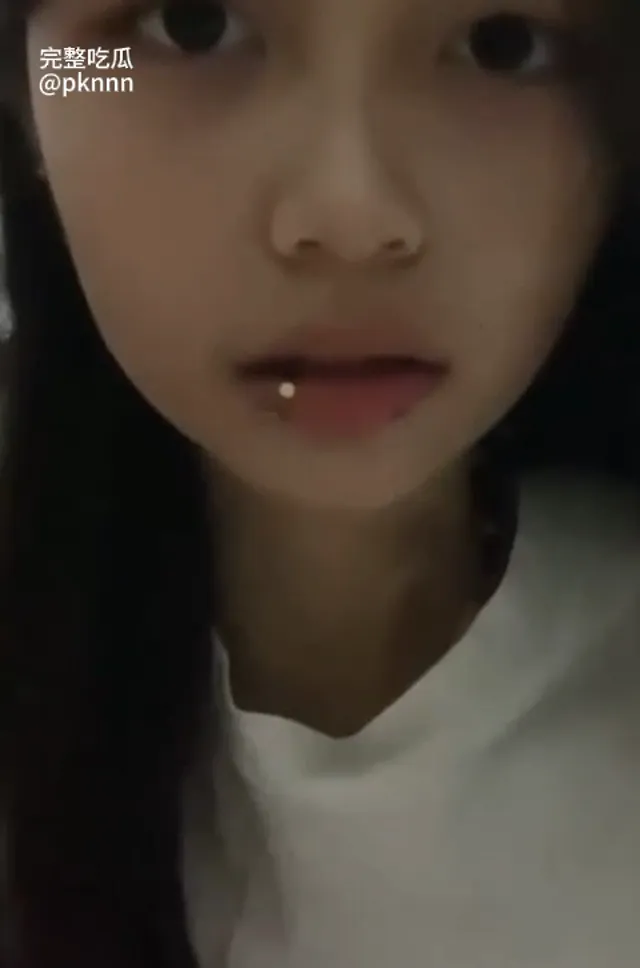 乖巧的中专学妹轻柔的身子真的好赞