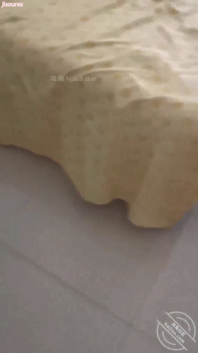 家裡有個壞哥哥亂倫不倫，強迫逼迫龙凤胎妹妹口交哥哥雞巴，讓雙馬尾萝莉親妹妹早點破處，借哥哥練習抽插