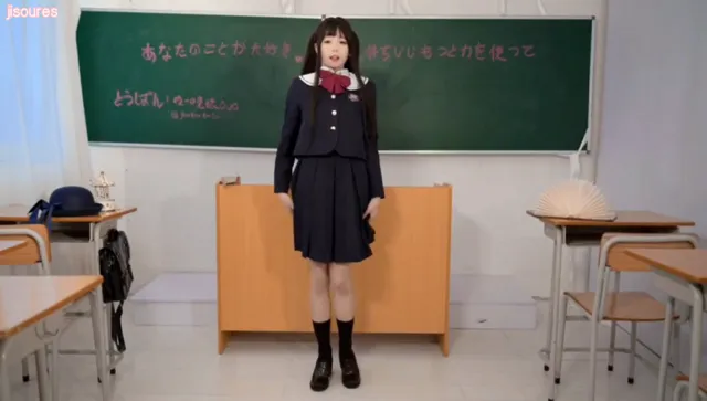 jk萝莉，這淫蕩清纯學生少女，青春活力，白嫩诱人！ 必看系列！