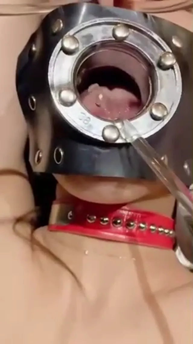 女奴要求各種sm性虐當性奴，打逼上銬開嘴器迷藥都用上了