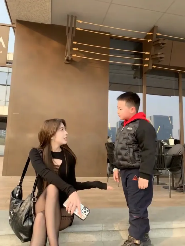 白白² 白白日常 ♡