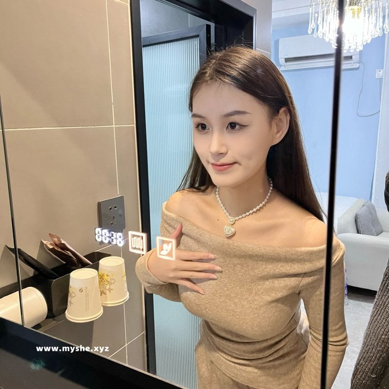 xuyuehan白金女神视频流出 高清露脸片段