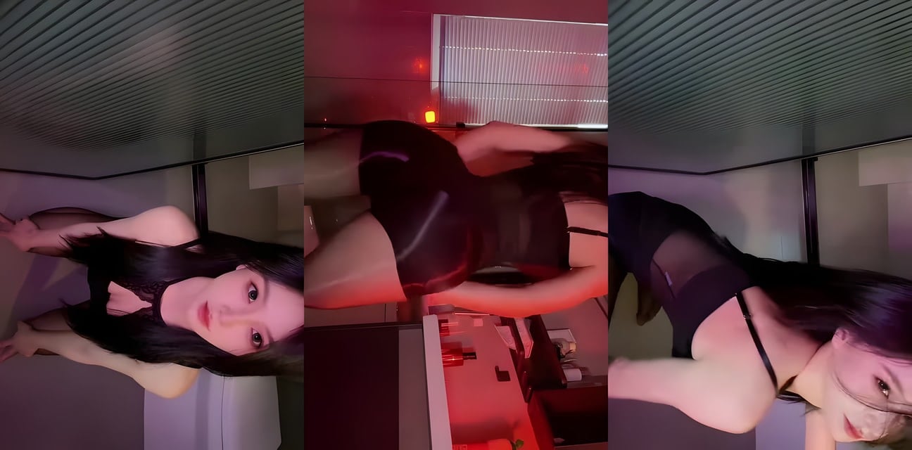 抖音雨宝黑丝骚舞炸裂全网！高颜值福利姬扭臀摇奶超辣诱惑❤️