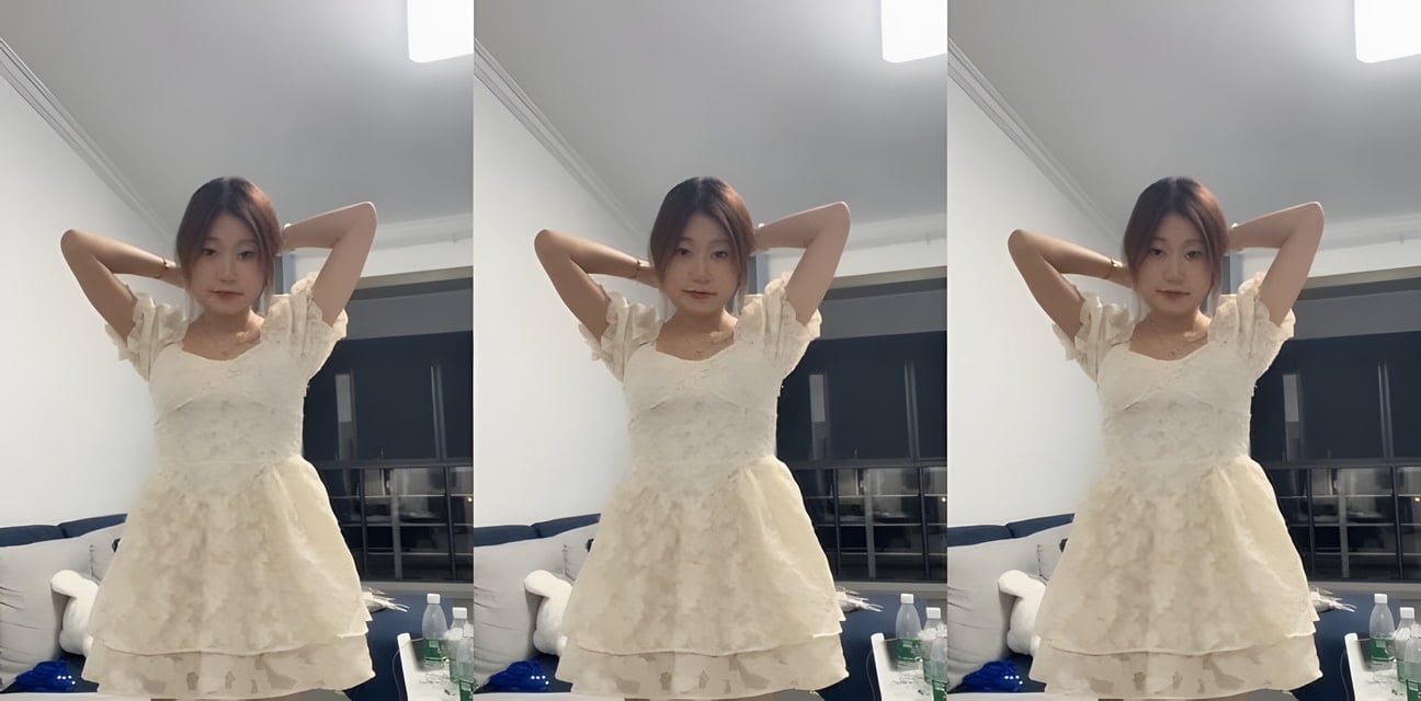 女大學生自拍白絲短裙假陽具玩火！高中般魅力淫語連發全網震驚