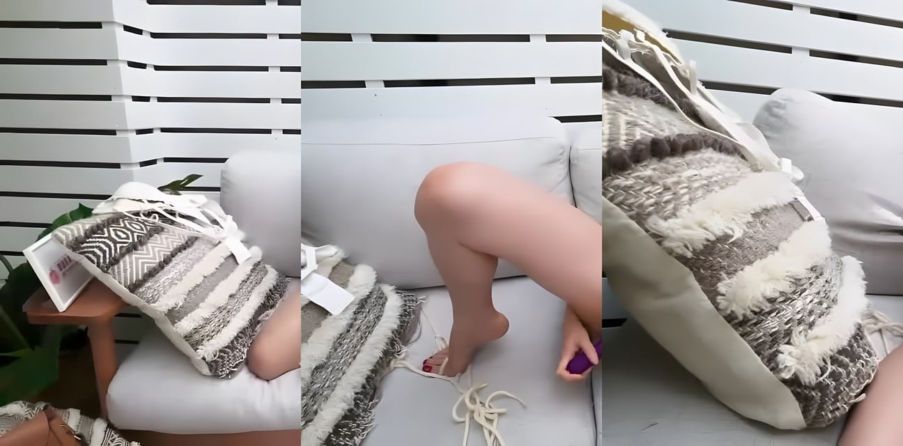 礼物解锁巨乳极品学生妹大秀！前凸后翘网红脸眼神勾魂浪叫不停