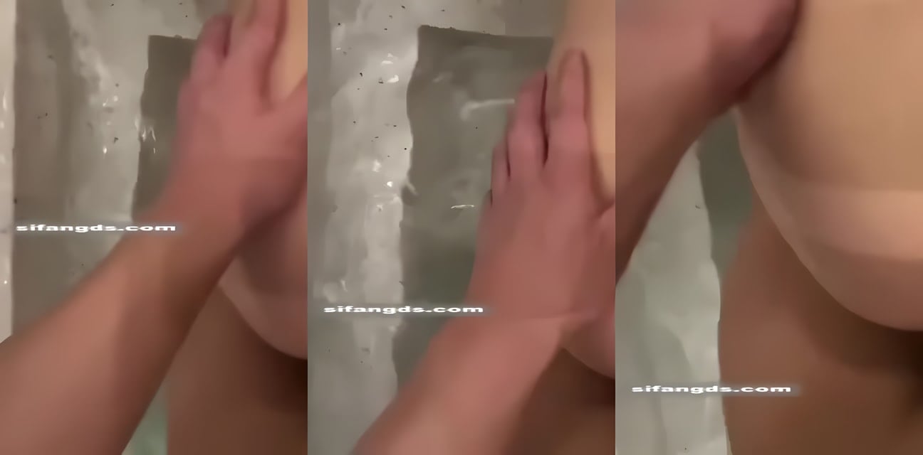 抖音巨乳网红猫猫很乖私密流出！爆乳抖动诱惑全网沸腾