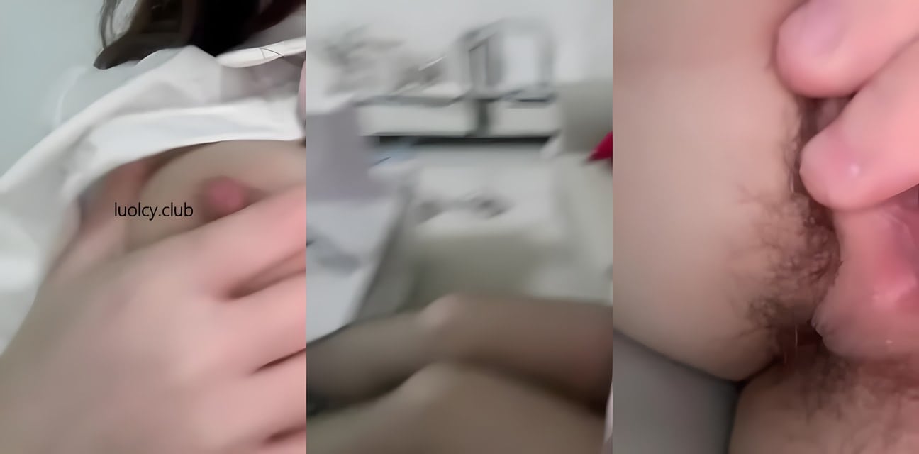抖音JK女神Rayray返校热辣私拍！清纯学生妹制服湿身诱惑 黑丝短裙下神秘凸点全曝光