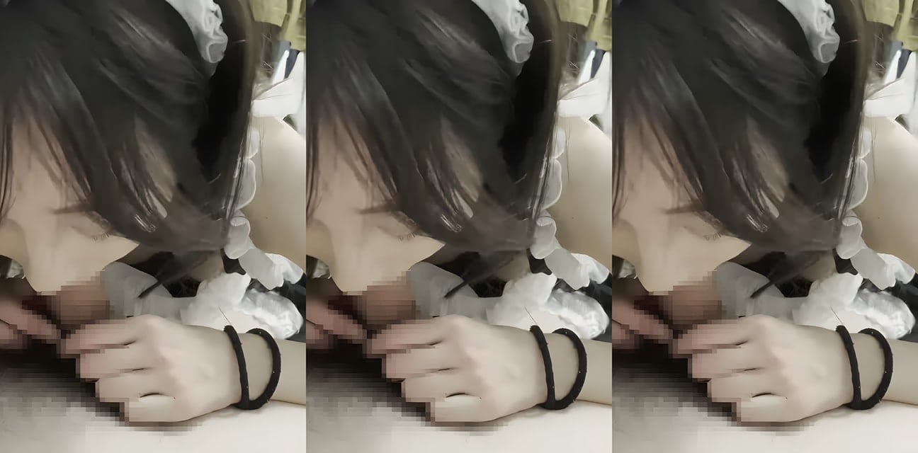 女大骚母狗扮小女仆 跪舔主人肉棒狂吞精 劲爆福利姬私拍曝光！