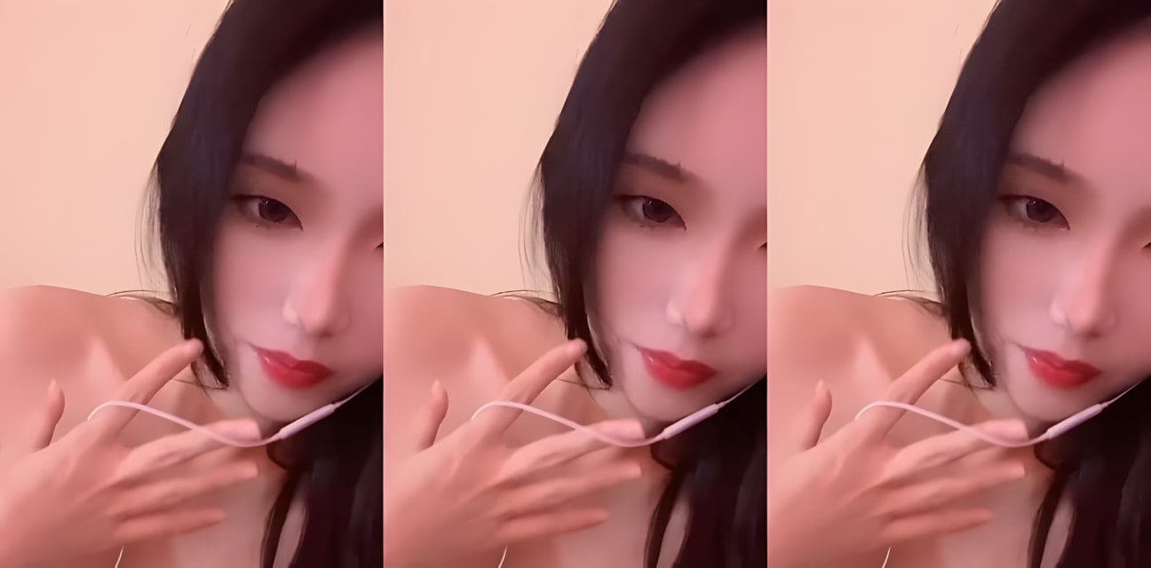 女大生床上自曝私密時刻！床单湿透全过程曝光